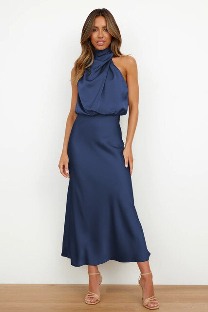 Robe cocktail élégante Aili en bleu pour une élégance intemporelle et classe dog