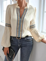 Amelie | Exquisite lace blouse with V-neck