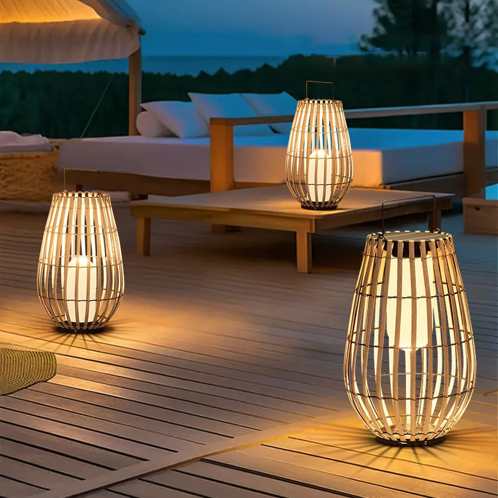 Solar patio lamp