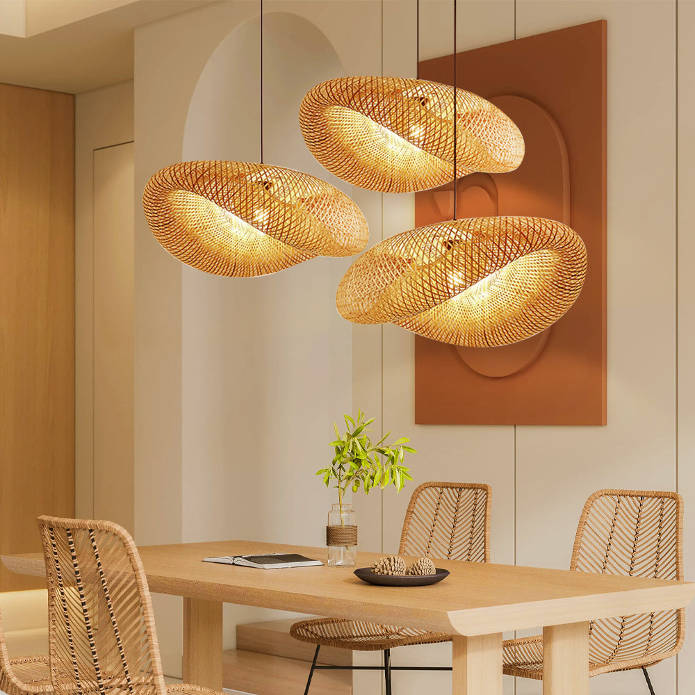 Bamboo pendant lamp