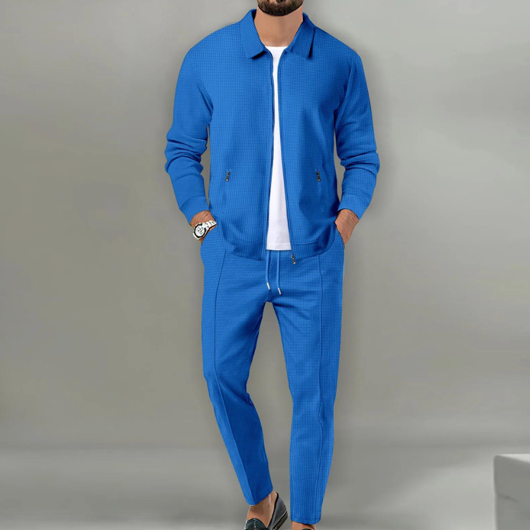 Tricot pour hommes Nicolas en bleu, pour une mode raffinée et une élégance intemporelle