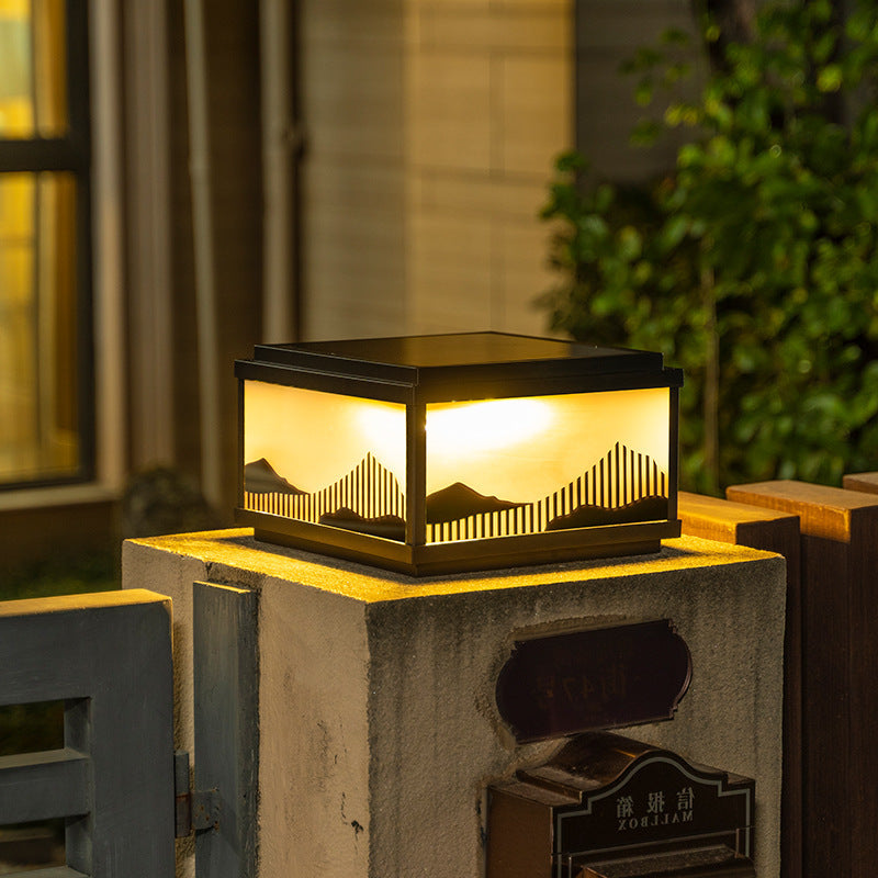 Solar lamp for outdoor post