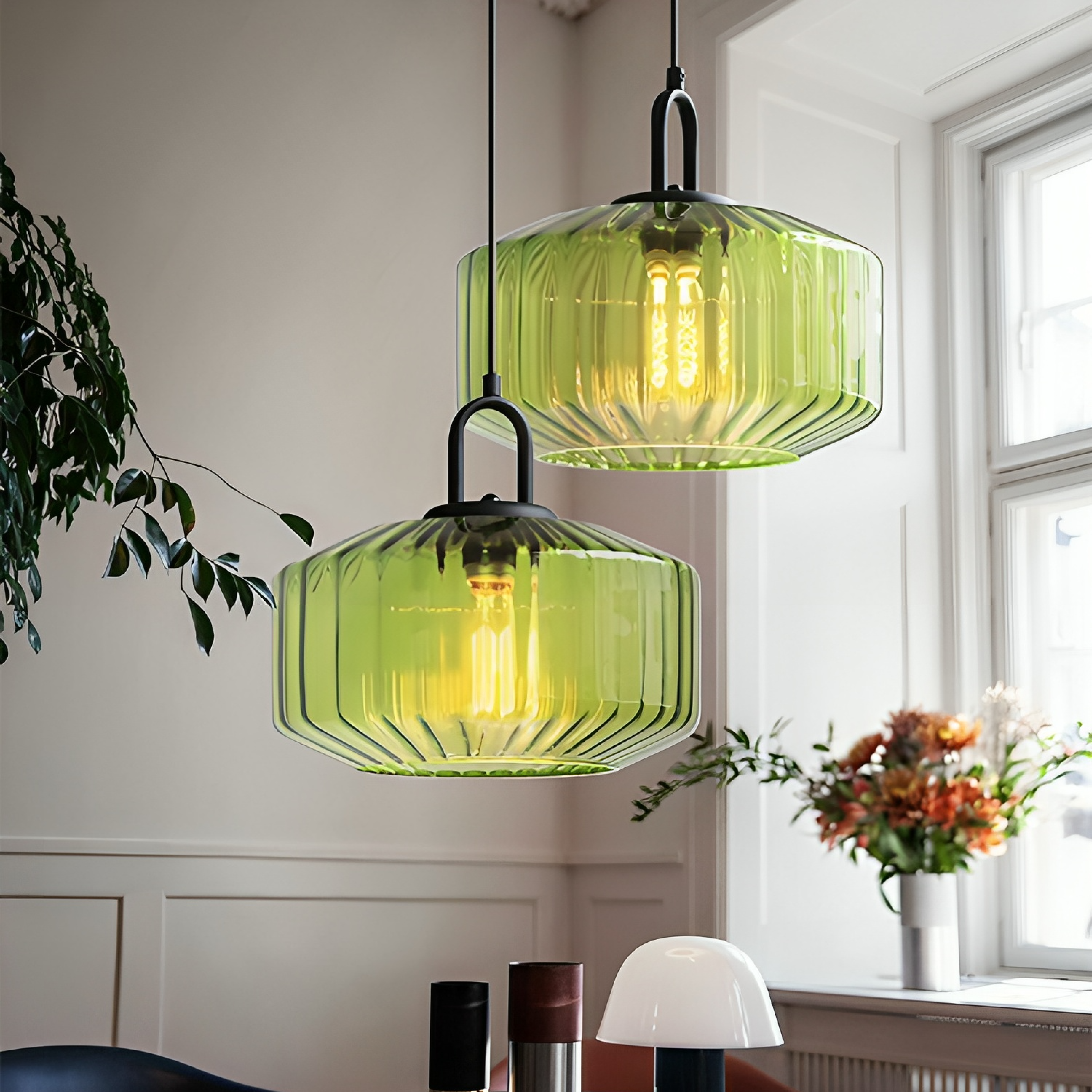 Colored glass pendant lamp