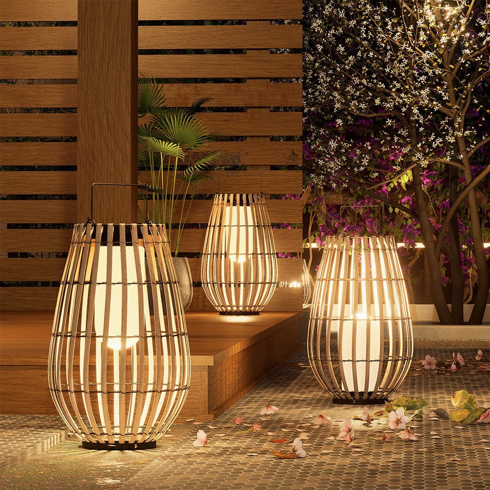 Solar patio lamp